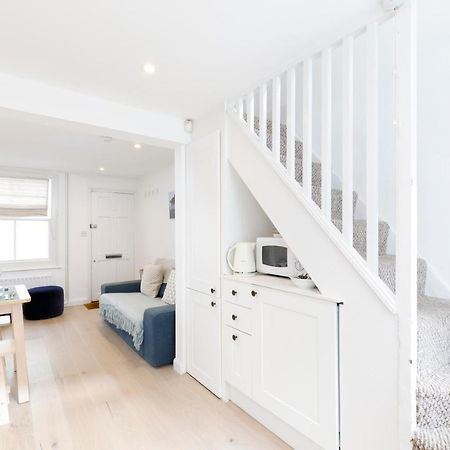 Central Quiet Cottage. Walk To Shops, Bars & Beach Brighton Exteriör bild