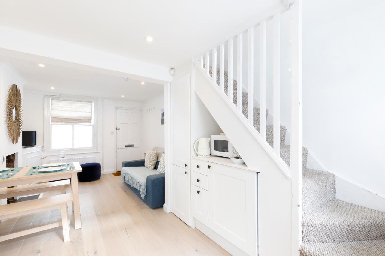 Central Quiet Cottage. Walk To Shops, Bars & Beach Brighton Exteriör bild