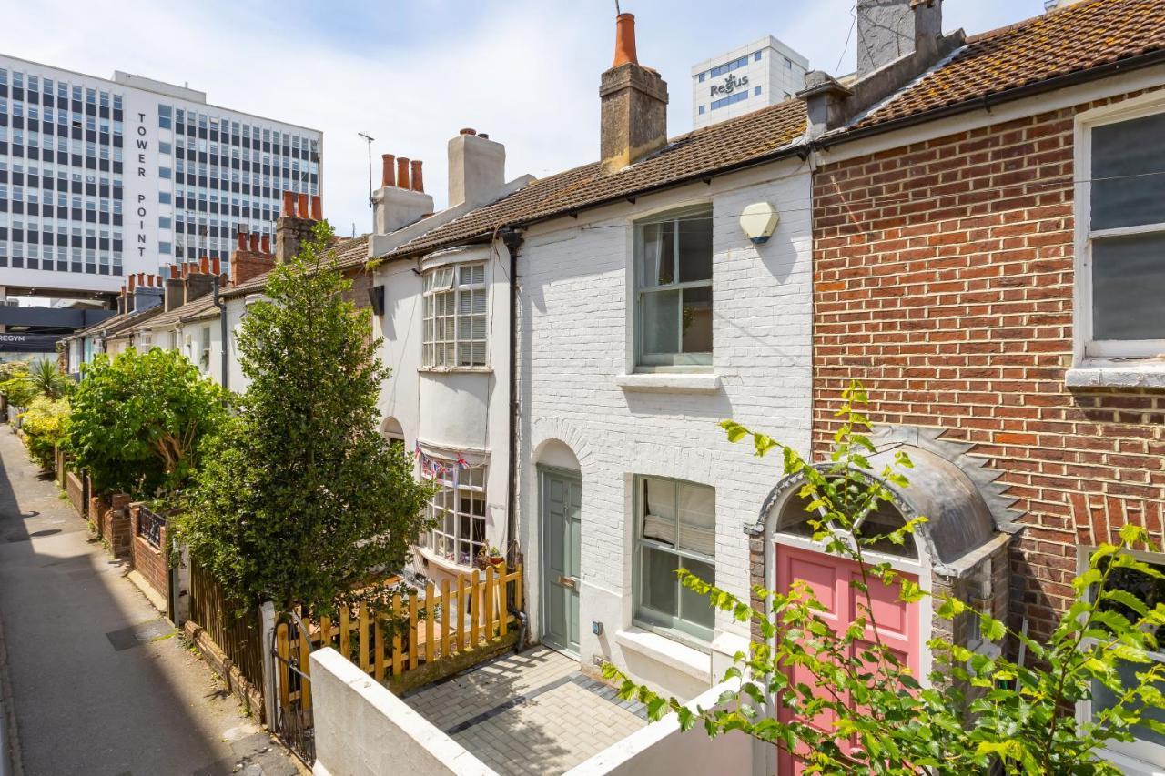 Central Quiet Cottage. Walk To Shops, Bars & Beach Brighton Exteriör bild