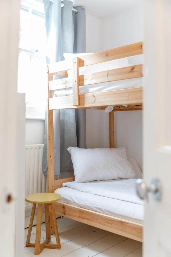 Central Quiet Cottage. Walk To Shops, Bars & Beach Brighton Exteriör bild