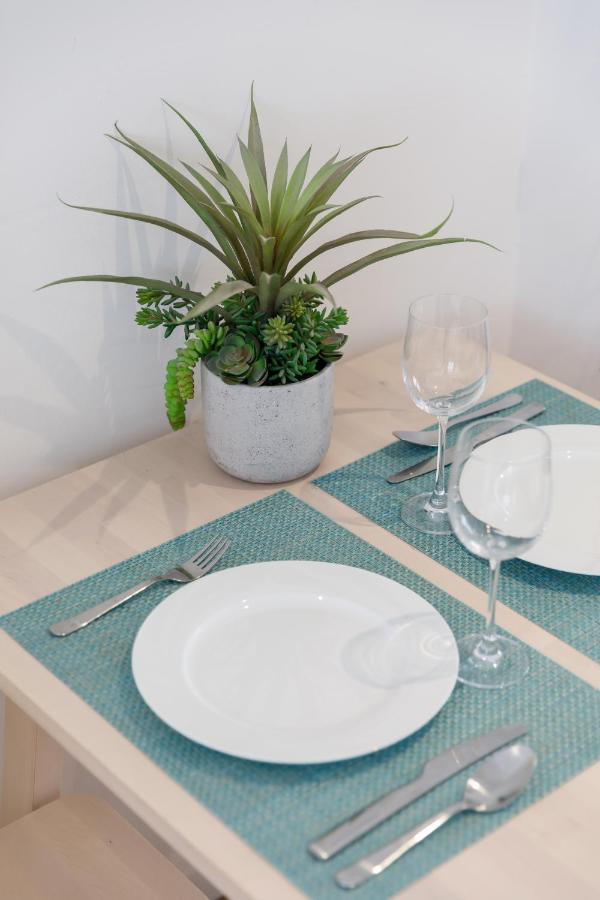 Central Quiet Cottage. Walk To Shops, Bars & Beach Brighton Exteriör bild
